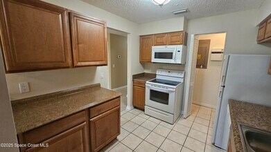 615 Greenwood Village Blvd in Melbourne, FL - Building Photo - Building Photo