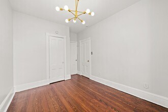309 Summit Ave in Jersey City, NJ - Building Photo - Building Photo