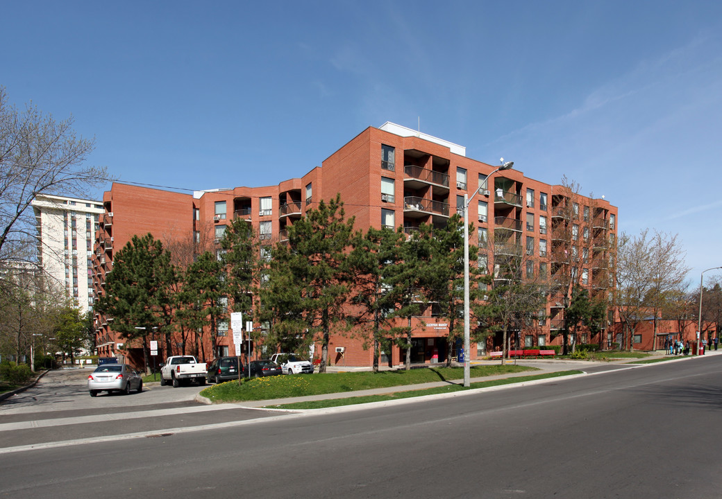 Glenyan Manor in Toronto, ON - Building Photo