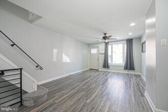 1920 Fitzgerald St in Philadelphia, PA - Building Photo - Building Photo