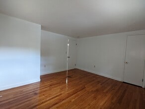 56 N Main St in Beacon Falls, CT - Building Photo - Building Photo