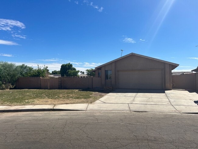 property at 4603 W 21st Ln