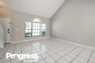 7663 Sapphire Ln in Orlando, FL - Building Photo - Building Photo