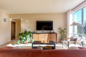 Mosaic Apartments in San Jose, CA - Foto de edificio - Interior Photo