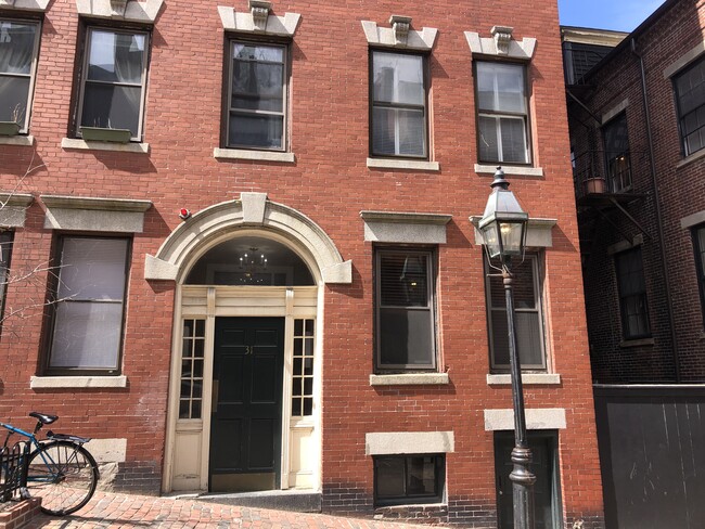 31 Irving St in Boston, MA - Building Photo - Building Photo