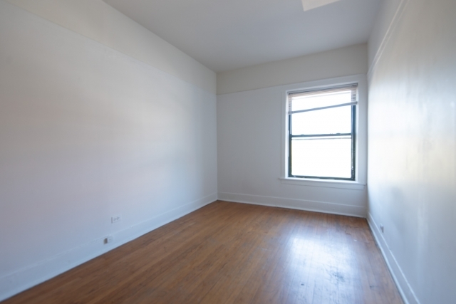 3958 N Fremont St, Unit 3954-1F in Chicago, IL - Building Photo - Building Photo