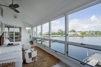 98 Waterman Ave in Rumson, NJ - Building Photo - Building Photo