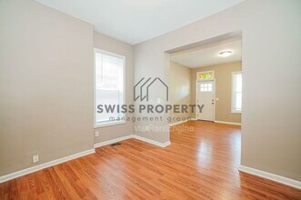 392 N Garfield Ave in Columbus, OH - Building Photo - Building Photo