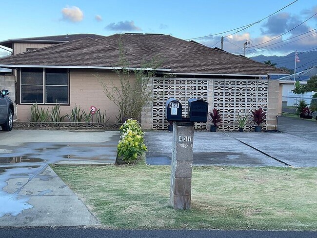 property at 427 Olomana St