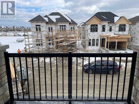 51 Jura Cres in Brampton, ON - Building Photo