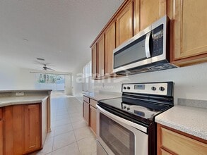 6019 Blue Sage Dr in Land O Lakes, FL - Building Photo - Building Photo