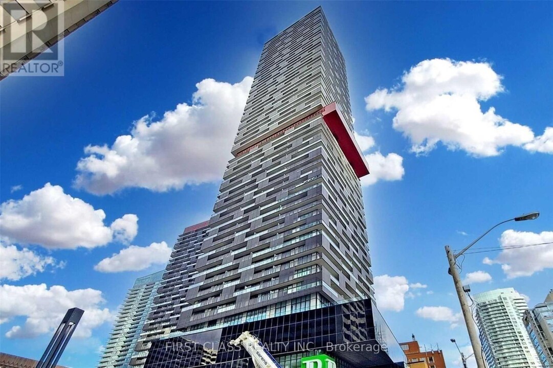 4302-4308 EGLINTON Ave in Toronto, ON - Building Photo