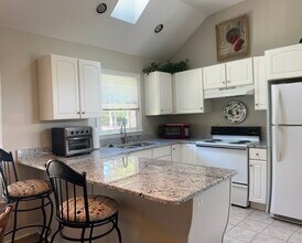 201 Plantation Dr, Unit Diane Paget in Southern Pines, NC - Foto de edificio - Building Photo