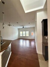 398 Mesa Dr, Unit D in Del Valle, TX - Building Photo - Building Photo