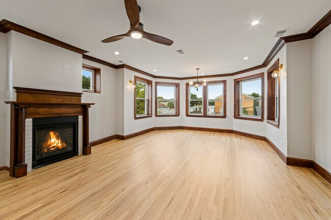 4834 N Springfield Ave in Chicago, IL - Building Photo - Building Photo