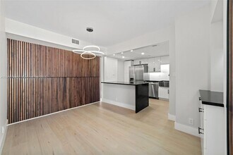 1000 Quayside Terrace, Unit 1909 in Miami, FL - Building Photo - Building Photo