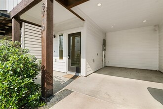 5710 Elysian St in Houston, TX - Building Photo - Building Photo