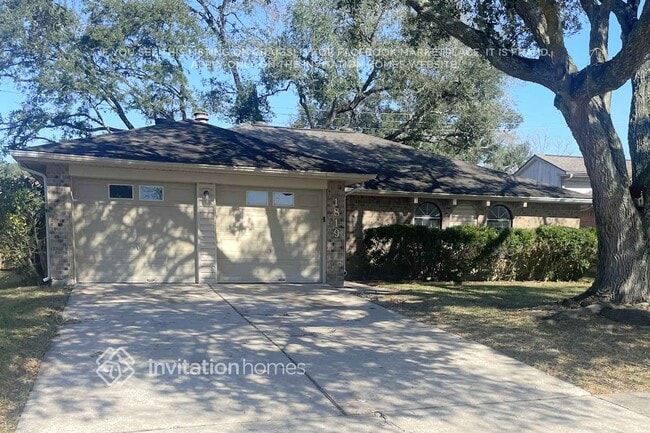 property at 1819 Pilgrims Point Dr