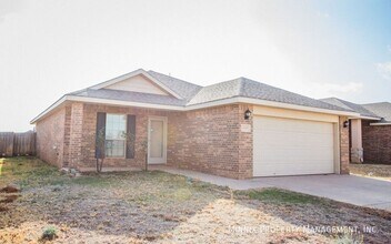 1909 99th St in Lubbock, TX - Building Photo - Building Photo