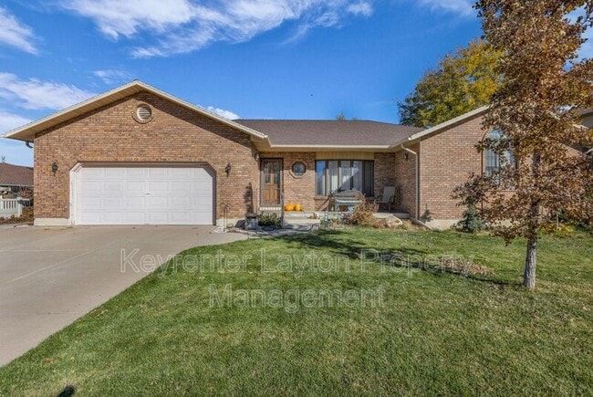 property at 992 4725 S