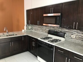 1751 Ranchview Dr in Naperville, IL - Building Photo - Building Photo