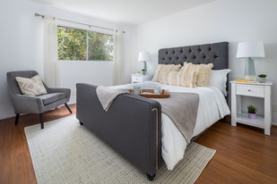 The Dahlia in West Hollywood, CA - Building Photo