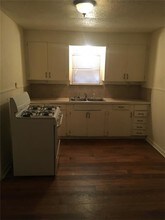 1813 S 19th St in Waco, TX - Building Photo - Building Photo