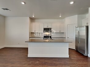 17170 W Golden Ln in Waddell, AZ - Foto de edificio - Building Photo