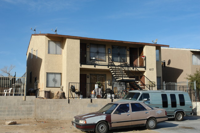 617 N 12th St in Las Vegas, NV - Building Photo - Building Photo