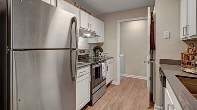 Stoneridge Farms at the Hunt Club Apartments in Gallatin, TN - Building Photo - Building Photo