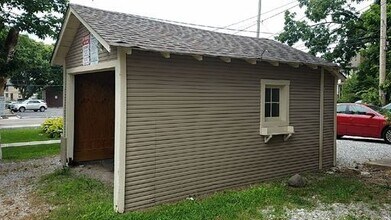 2137 Waldeck Ave in Columbus, OH - Building Photo - Building Photo