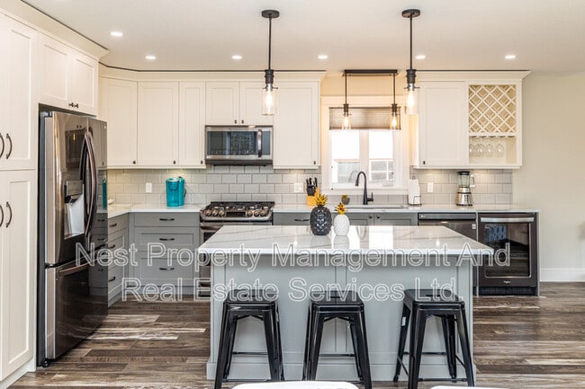 246 Burden St in Prince George, BC - Building Photo - Building Photo