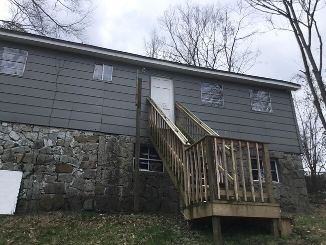 property at 3139 Lightfoot Mill Rd