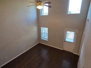 2304 S Lakeline Blvd, Unit 452 in Cedar Park, TX - Building Photo - Building Photo