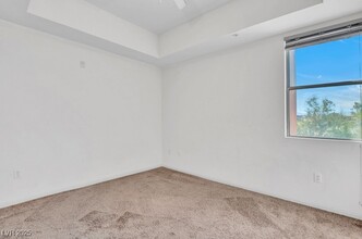 35 E Agate Ave in Las Vegas, NV - Foto de edificio - Building Photo