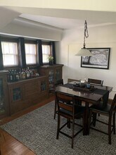 2476 N 68th St, Unit 2476 in Wauwatosa, WI - Foto de edificio - Building Photo