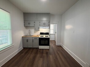 1122-1124 Hoover Pl NW in Canton, OH - Building Photo - Building Photo