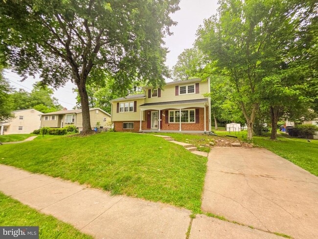 property at 13424 Bartlett St