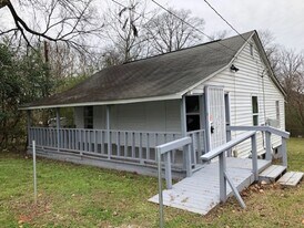 3230 Arlington Ave in Bessemer, AL - Building Photo