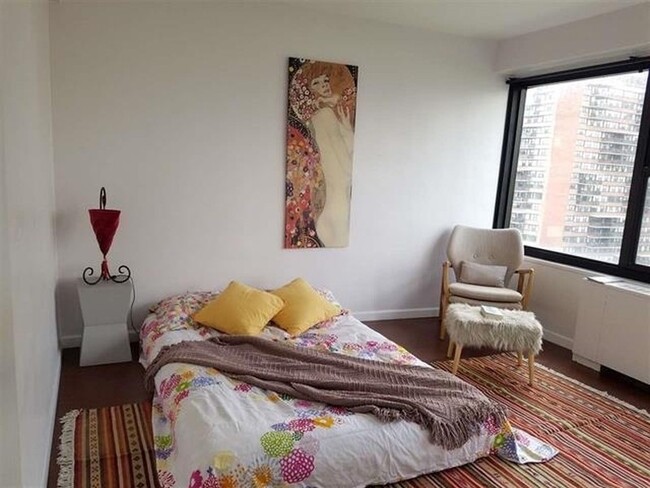 property at 135 Montgomery St