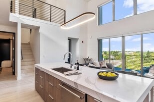 1430 Q Apartments in Sacramento, CA - Building Photo