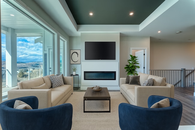 144 Whistler Pl in Vernon, BC - Building Photo - Building Photo