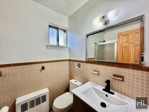 23-30 42nd St-Unit -1 in Queens, NY - Building Photo - Building Photo