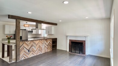 1464 E 41st St in Savannah, GA - Building Photo - Building Photo