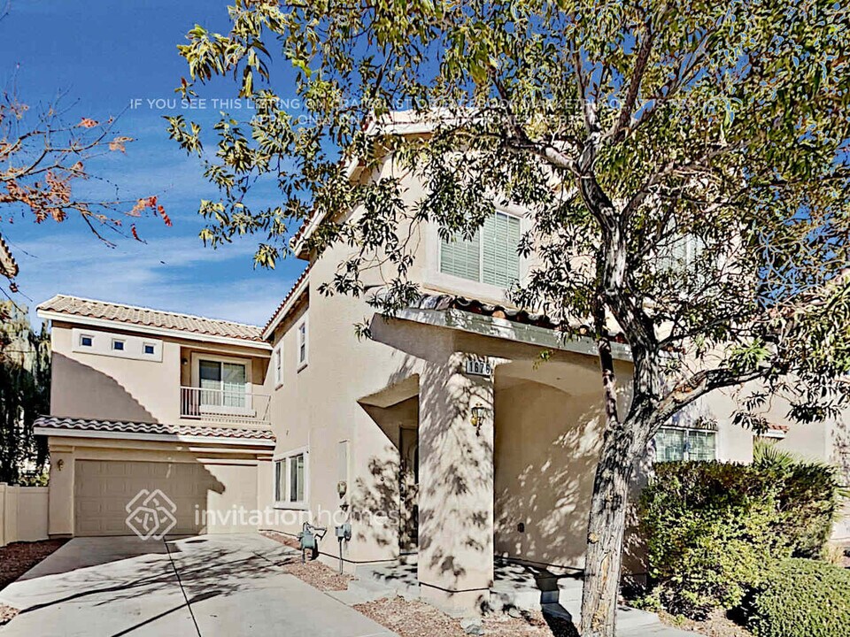 1676 Little Crow Ave in Las Vegas, NV - Building Photo
