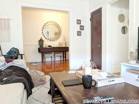 157 Summer St, Unit 15F in Somerville, MA - Building Photo