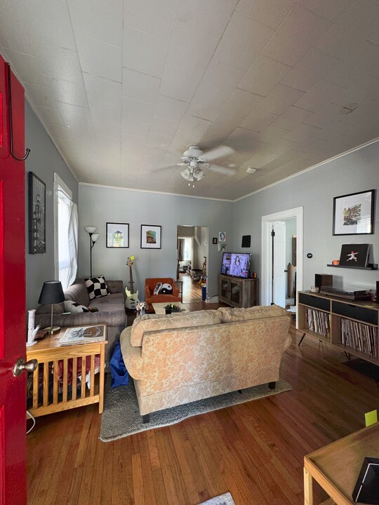 59 Gregory St, Unit 1 in Rochester, NY - Building Photo