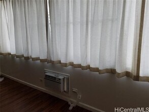1560 Kanunu St in Honolulu, HI - Building Photo - Building Photo