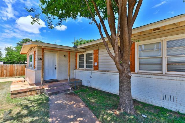 property at 934 S Pioneer Dr