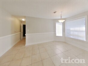 305 Emerald Trce in Jonesboro, GA - Building Photo - Building Photo